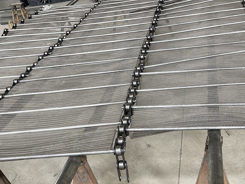 <b>Stainless steel mesh belt</b>