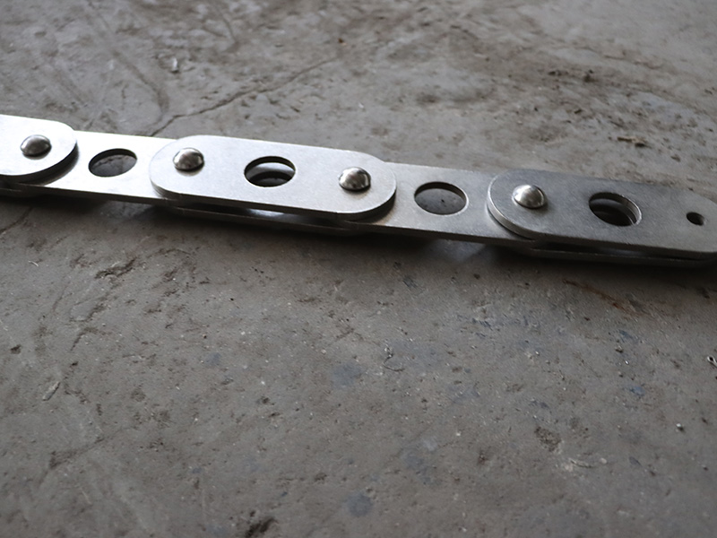 <b>Stainless Steel Chain</b>